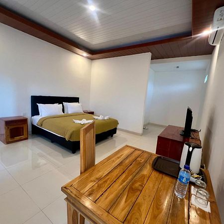 Labuhan Pandan Pohon Purba Resort & Restaurant מראה חיצוני תמונה