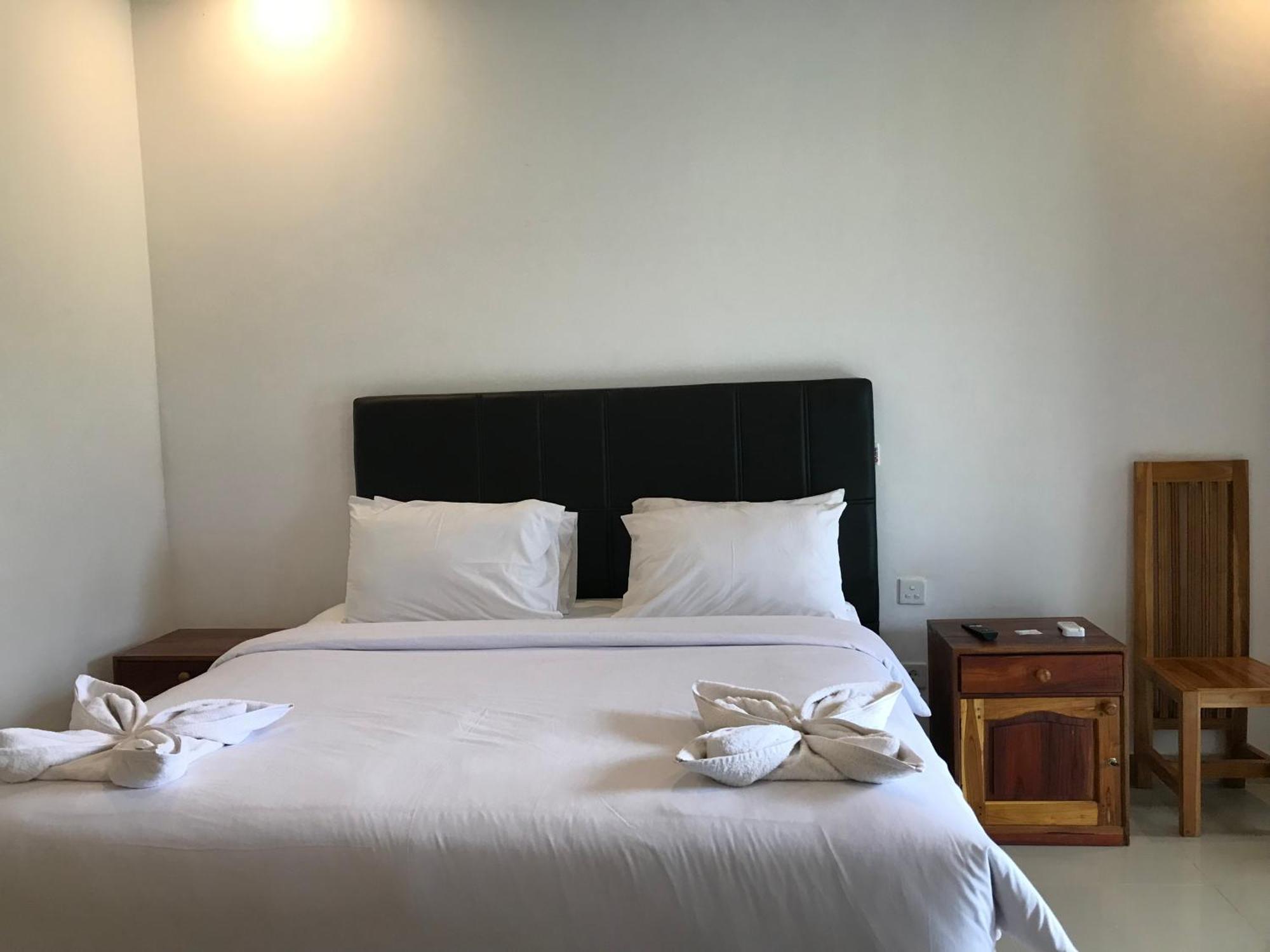 Labuhan Pandan Pohon Purba Resort & Restaurant מראה חיצוני תמונה