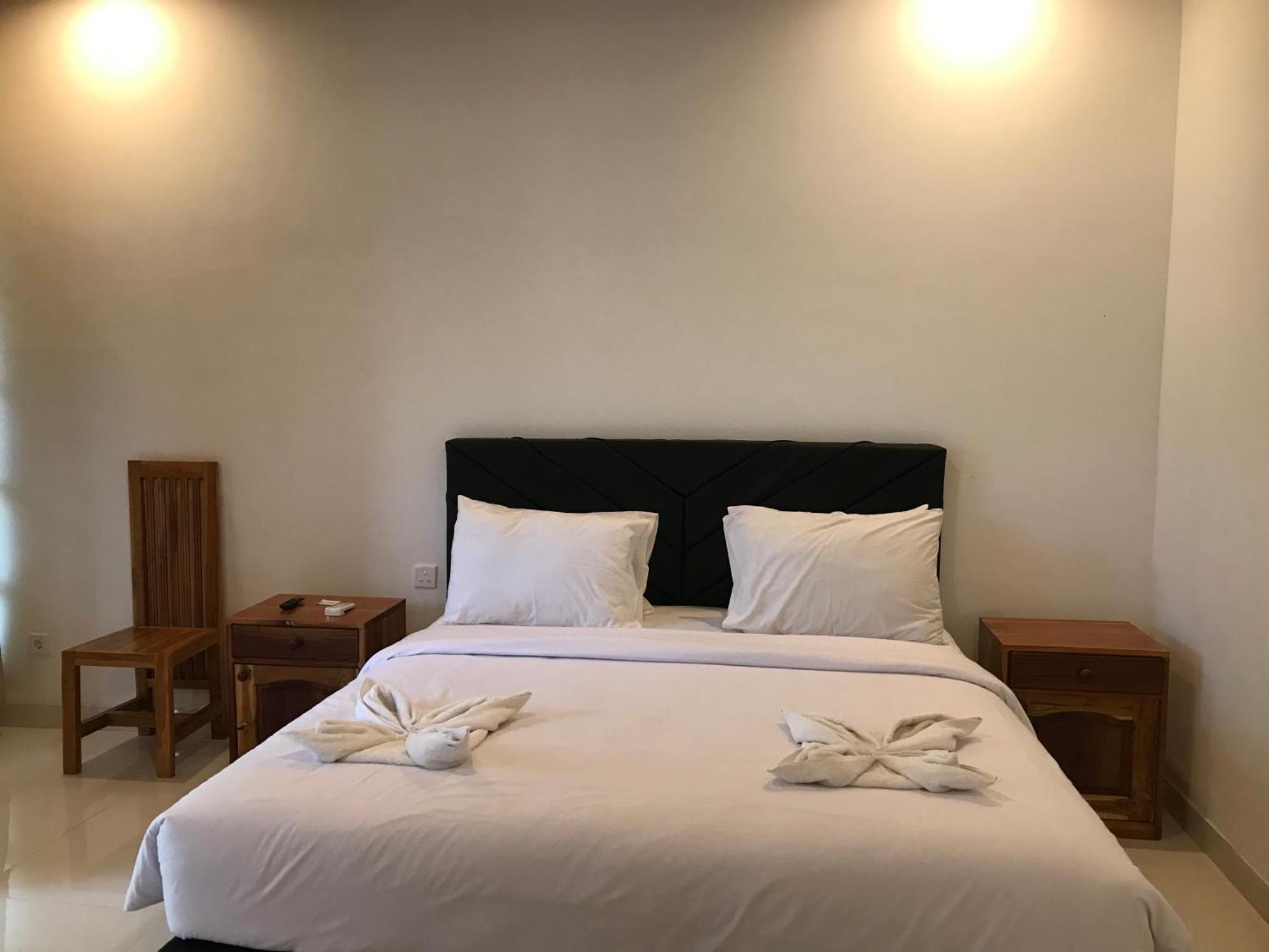 Labuhan Pandan Pohon Purba Resort & Restaurant מראה חיצוני תמונה