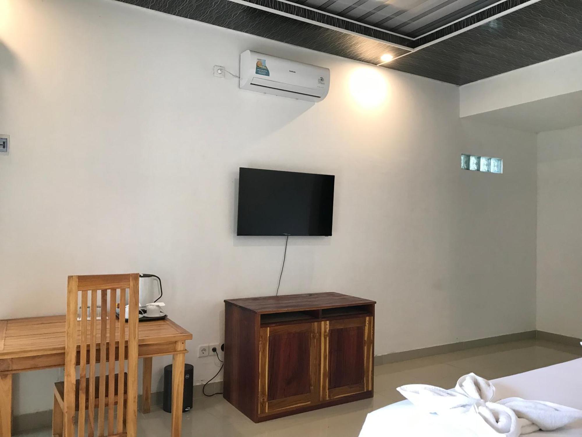 Labuhan Pandan Pohon Purba Resort & Restaurant מראה חיצוני תמונה