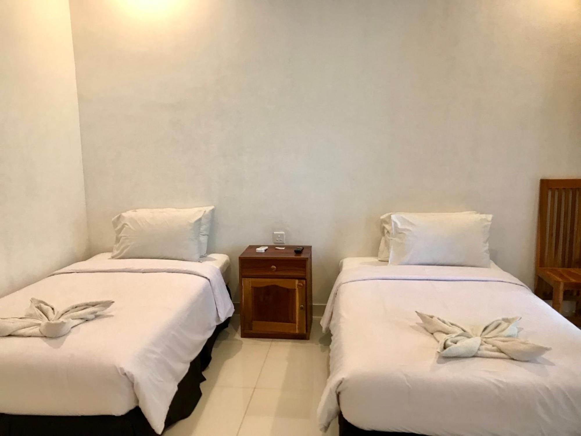 Labuhan Pandan Pohon Purba Resort & Restaurant מראה חיצוני תמונה