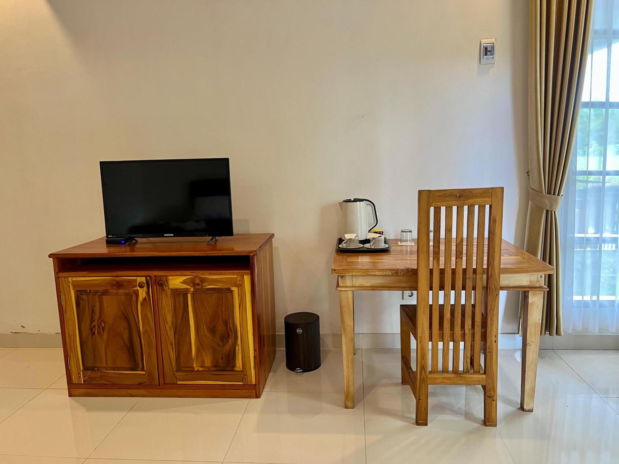 Labuhan Pandan Pohon Purba Resort & Restaurant מראה חיצוני תמונה